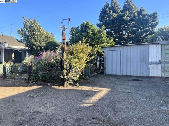 15539 Usher St, San Lorenzo CA 94580