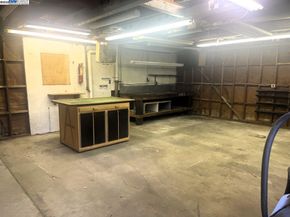 15539 Usher St, San Lorenzo CA 94580