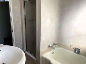 15539 Usher St, San Lorenzo CA 94580