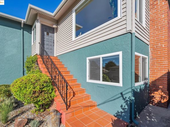 2028 Mira Vista Dr, El Cerrito CA 94530