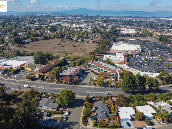 1651 Michael Dr, Pinole CA 94564