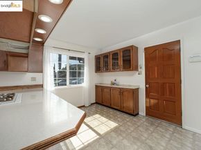 1651 Michael Dr, Pinole CA 94564