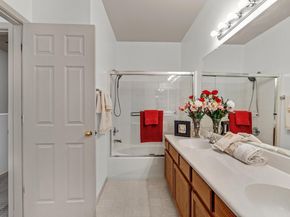 710 City Walk Pl 4, Hayward CA 94541