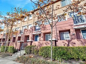 710 City Walk Pl 4, Hayward CA 94541