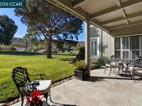 3136 Rossmoor Parkway 6, Walnut Creek CA 94595