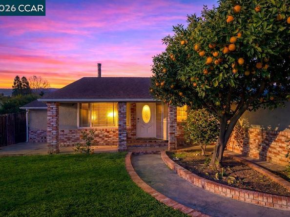 5510 Alaska Dr, Concord CA 94521