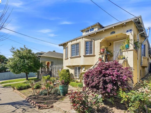 2015 50Th Ave, Oakland CA 94601