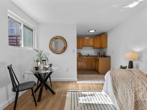 7900 Greenly Dr, Oakland CA 94605