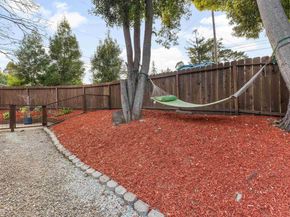 7900 Greenly Dr, Oakland CA 94605
