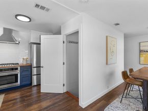 7900 Greenly Dr, Oakland CA 94605