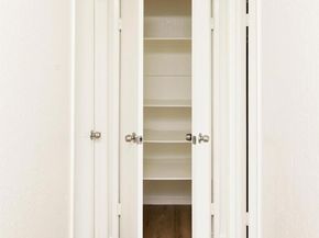 150 Pearl St 304, Oakland CA 94611