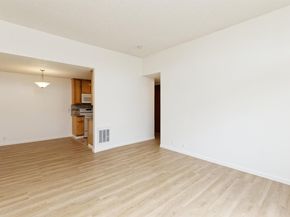 150 Pearl St 304, Oakland CA 94611