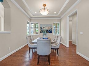 5 Pardi Ln, Clayton CA 94517