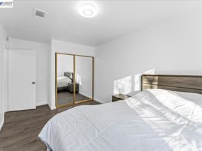 176 Bedford, Hercules CA 94547