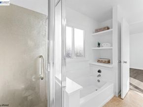 176 Bedford, Hercules CA 94547