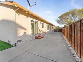 176 Bedford, Hercules CA 94547