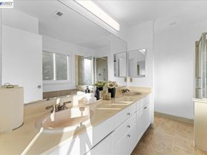 176 Bedford, Hercules CA 94547