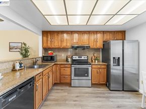 176 Bedford, Hercules CA 94547