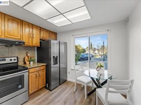 176 Bedford, Hercules CA 94547