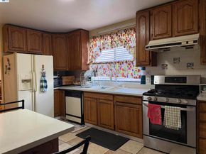 663 25TH Street, Oakland CA 94612