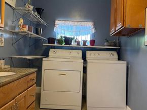 663 25TH Street, Oakland CA 94612