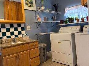 663 25TH Street, Oakland CA 94612
