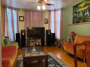 663 25TH Street, Oakland CA 94612