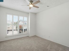 319 Oak Glen Ct, Martinez CA 94553