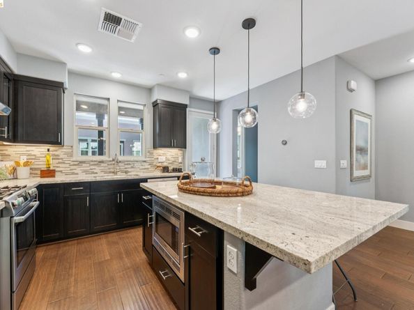 489 Diller Street, Alameda CA 94501