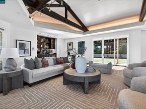 1 Gardiner Ct, Orinda CA 94563