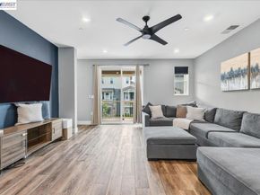 112 Apricot St, Livermore CA 94551
