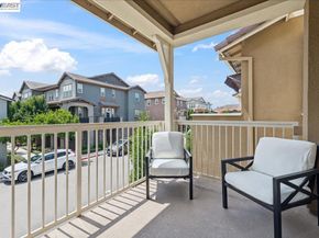 112 Apricot St, Livermore CA 94551