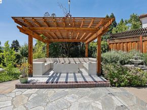 1095 Canyon Hills Rd, San Ramon CA 94582
