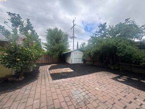 2029 Highland Dr, Concord CA 94520
