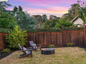 5945 Majestic Ave, Oakland CA 94605