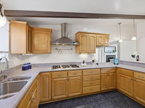 97 Gresel St, Hayward CA 94544