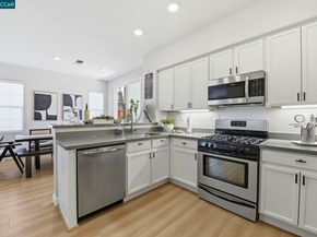 769 Plantation Ln, Hayward CA 94544