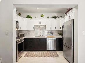 574 48Th St 203, Oakland CA 94609