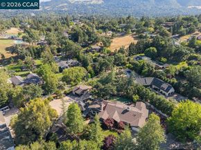 189 Oak Rd, Alamo CA 94507