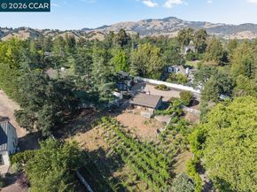 189 Oak Rd, Alamo CA 94507