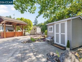 189 Oak Rd, Alamo CA 94507