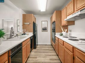 1860 Tice Creek Dr 1228, Walnut Creek CA 94595