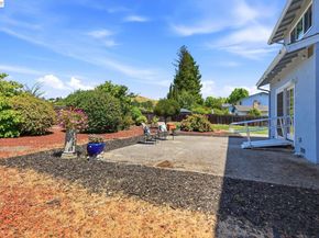 107 Hazelwood Pl, Moraga CA 94556