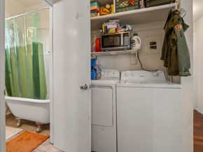 1032 Magnolia St, Oakland CA 94607
