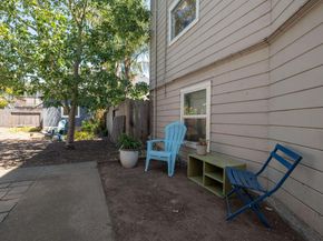 1032 Magnolia St, Oakland CA 94607