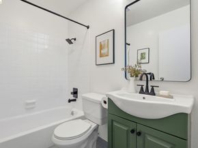 3 Embarcadero 338, Oakland CA 94607