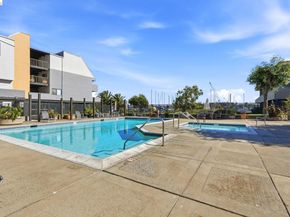 3 Embarcadero 338, Oakland CA 94607