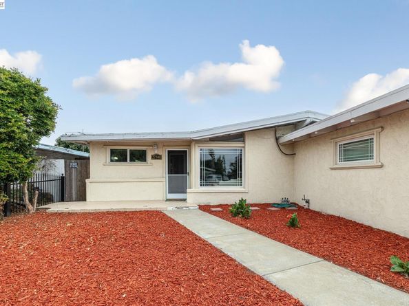 27500 La Porte Ave, Hayward CA 94545