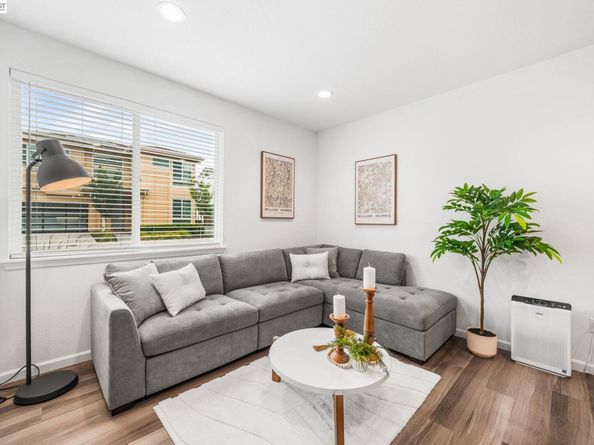 6288 Diamond Way, Dublin CA 94568