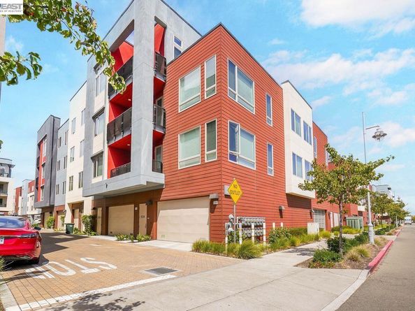 1028 Foster Square Ln 201, Foster City CA 94404
